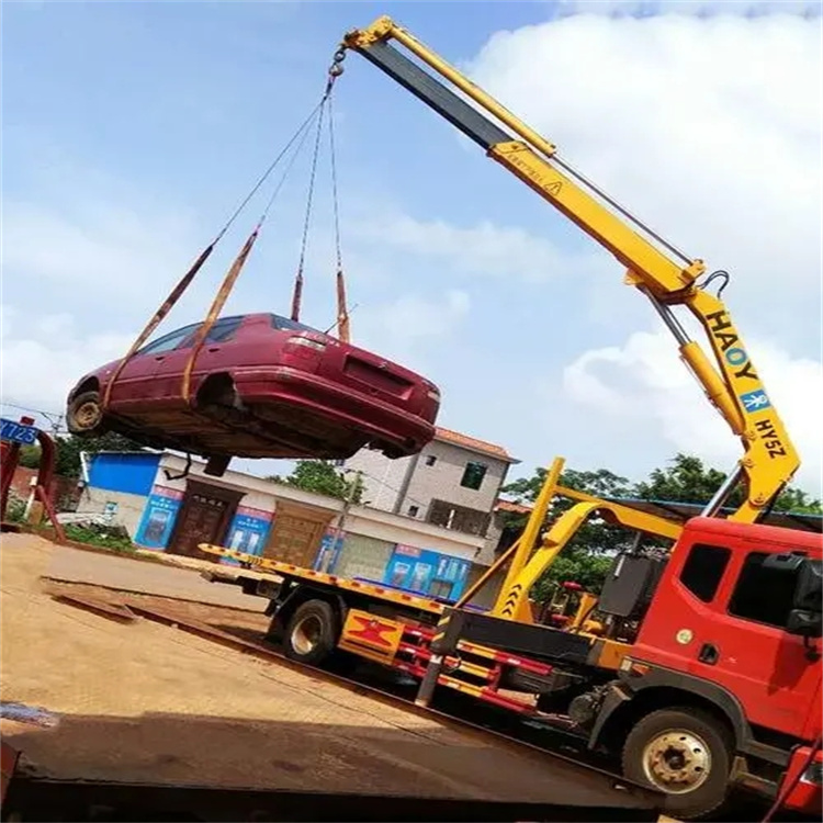 印江吊车救援小汽车怎么吊